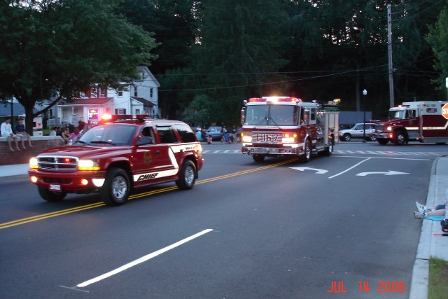 Car 2451 (retired), E-167 and R-21 at
Mt. Kisco Parade July 14, 2006.